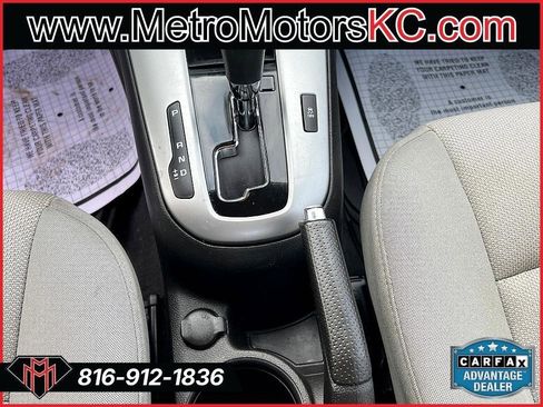 Used 2016 Chevrolet Cruze LT FWD image 30