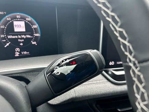 New 2026 Volkswagen Tiguan S FWD image 23