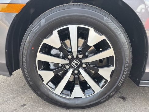 New 2026 Honda Odyssey EX-L image 9