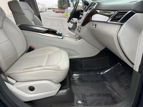 Used 2012 Mercedes-Benz ML 350 4MATIC image 36