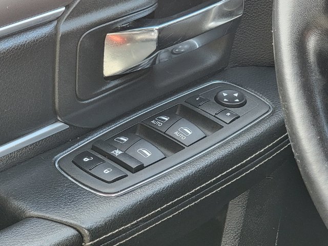 Used 2022 RAM 1500 Warlock AWD/4WD image 24