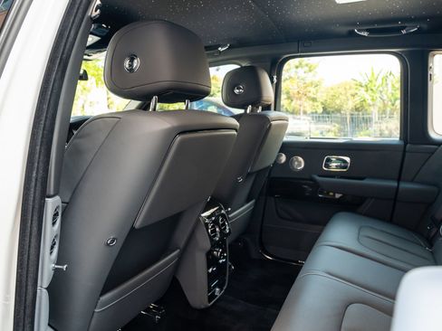 Certified 2024 Rolls-Royce Cullinan w/ Cullinan Package AWD/4WD image 27