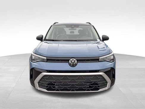New 2026 Volkswagen Taos S FWD image 8