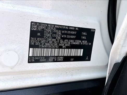 Used 2024 Toyota RAV4 XLE FWD image 16