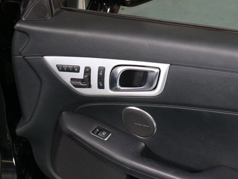 Used 2014 Mercedes-Benz SLK 250 w/ Premium Package image 50