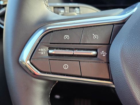 Used 2026 Chevrolet Equinox LT AWD/4WD image 19