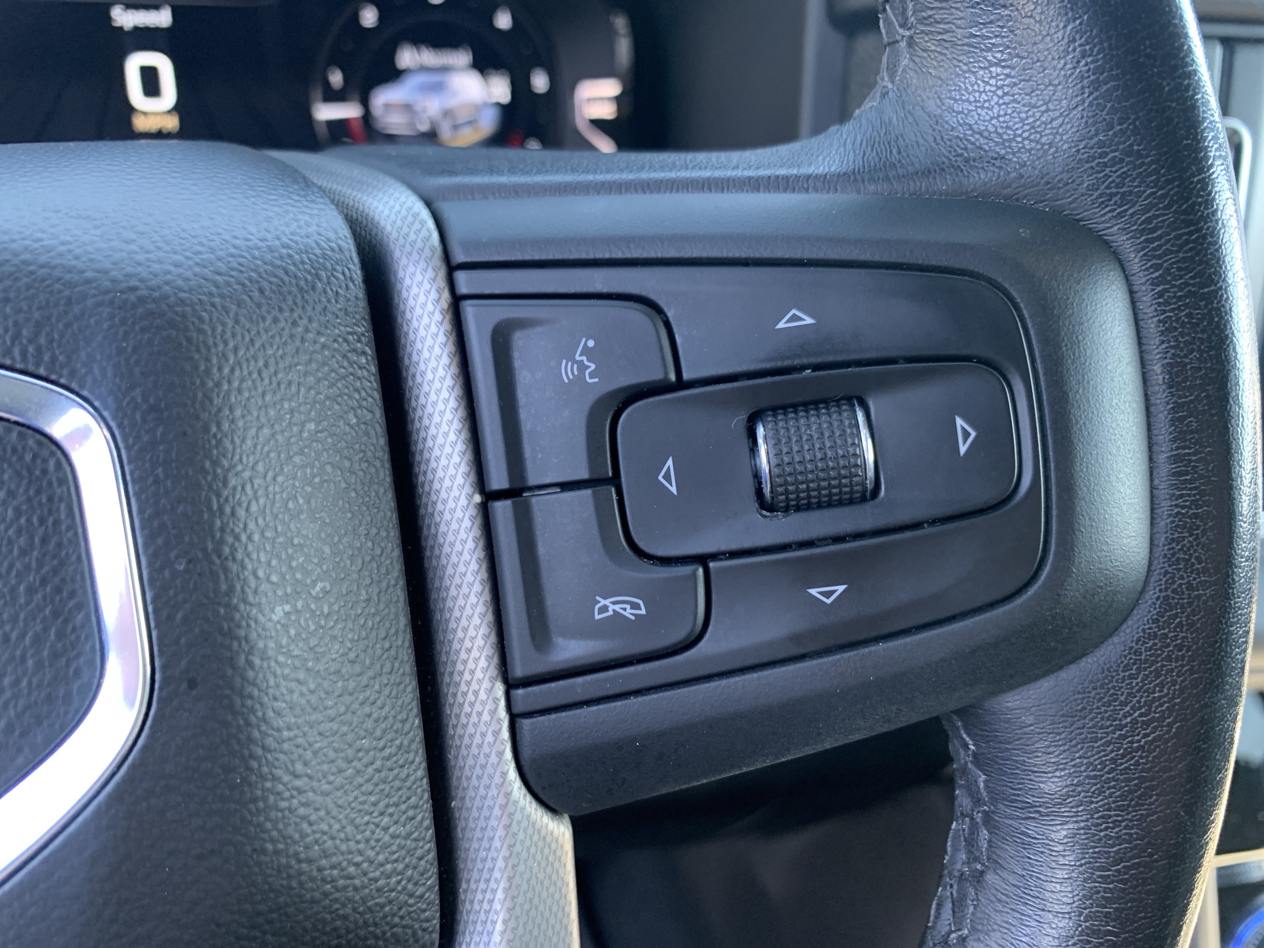 Used 2022 GMC Yukon Denali w/ Advanced Technology Package AWD/4WD image 20