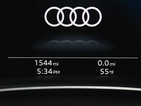 Used 2025 Audi Q7 3.0T Premium w/ Convenience Package image 28