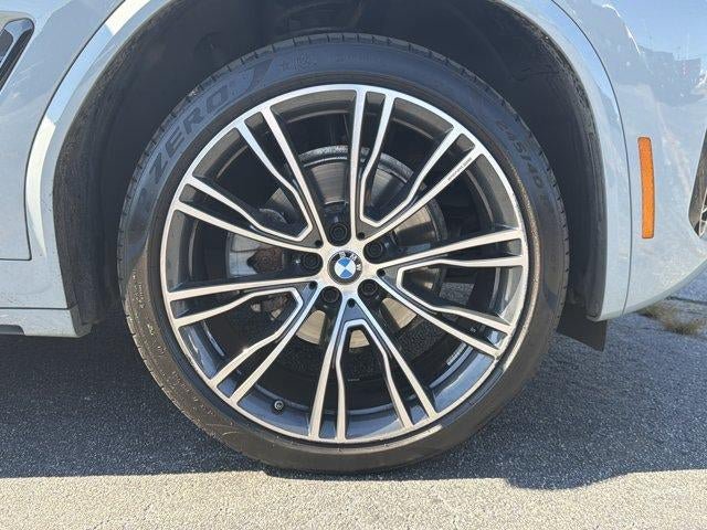 Used 2024 BMW X4 xDrive30i w/ Premium Package AWD/4WD image 12