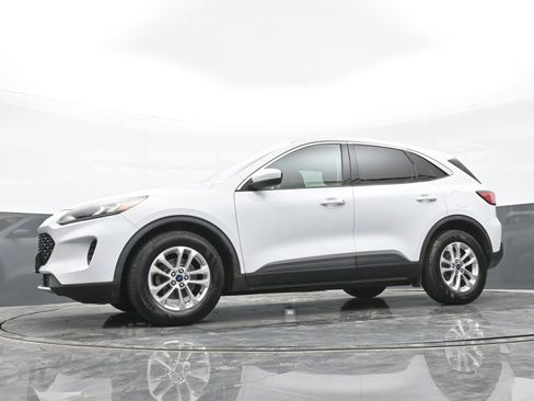 Used 2021 Ford Escape SE w/ Convenience Package FWD image 40
