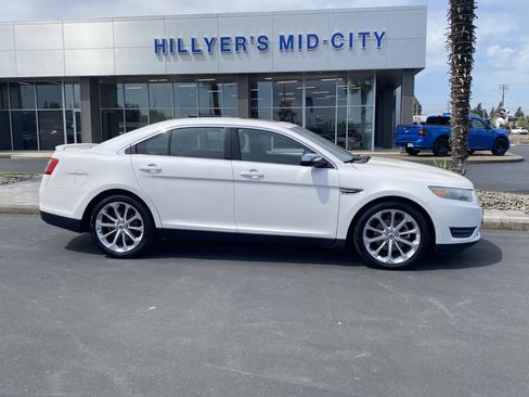 Used 2014 Ford Taurus Limited w/ Equipment Group 301A image 4