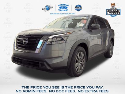 Used 2025 Nissan Pathfinder S