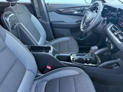 Certified 2025 Chevrolet TrailBlazer LT AWD/4WD image 13