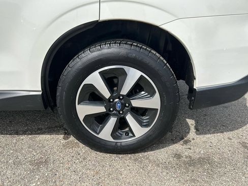 Used 2017 Subaru Forester 2.5i w/ Alloy Wheel Package AWD/4WD image 28