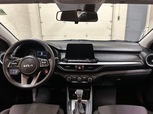 Used 2023 Kia Forte LXS FWD image 18