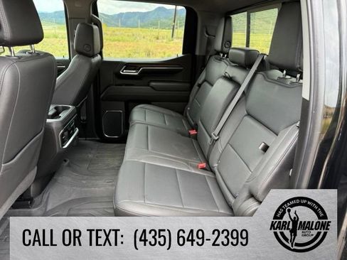 Used 2024 GMC Sierra 1500 SLT w/ SLT Premium Plus Package AWD/4WD image 30