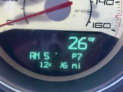 Used 2012 Dodge Challenger R/T image 29