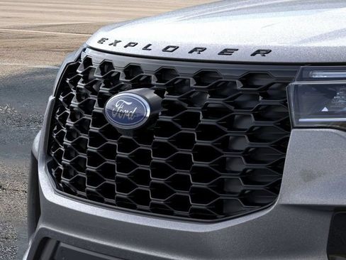 New 2025 Ford Explorer ST-Line w/ Premium Package RWD image 22
