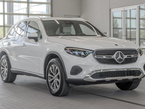 Certified 2024 Mercedes-Benz GLC 300 image 21
