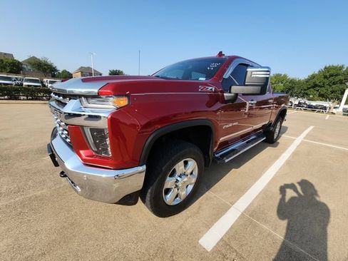 Used 2022 Chevrolet Silverado 2500 LTZ w/ LTZ Plus Package AWD/4WD image 2