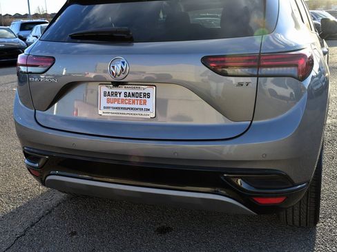 Used 2021 Buick Envision Essence w/ Sport Touring Package image 9