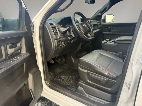 Used 2021 RAM 2500 Tradesman w/ Chrome Appearance Group AWD/4WD image 13