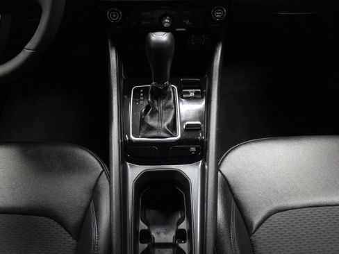 Used 2024 Jeep Compass Latitude AWD/4WD image 19