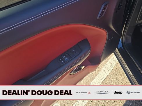 Used 2023 Dodge Challenger SRT Hellcat image 12