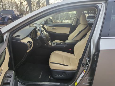 Used 2017 Lexus NX 200t FWD w/ Premium Package image 18