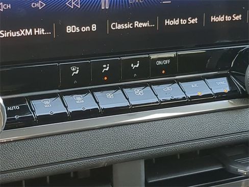 Certified 2025 Chevrolet Colorado Trail Boss image 23