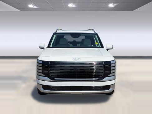 Used 2026 Hyundai Palisade Calligraphy FWD image 6