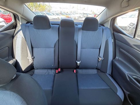 Used 2025 Nissan Versa SV image 38