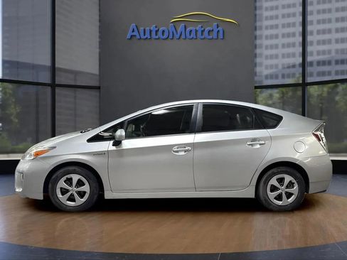 Used 2013 Toyota Prius Three image 5