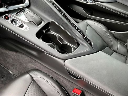 Used 2025 Chevrolet Corvette Stingray Preferred Cpe w/ Z51 Performance Package RWD image 16