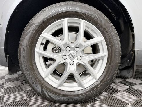 Used 2019 Volvo XC60 T5 Momentum w/ Premium Package AWD/4WD image 25