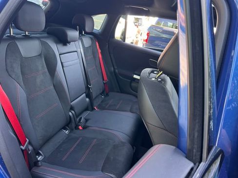 Used 2025 Mercedes-Benz GLA 35 AMG 4MATIC image 29