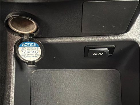 Used 2009 Toyota Matrix FWD image 24