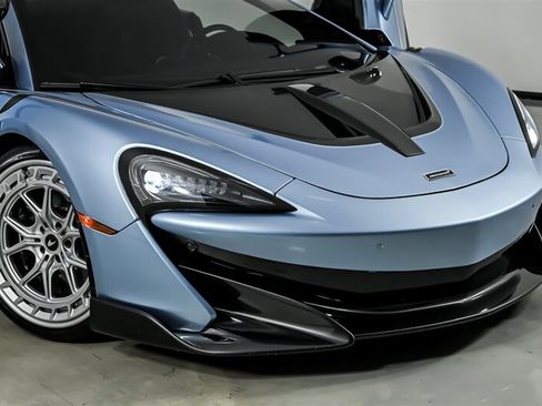 Used 2020 McLaren 600LT Spider RWD image 2