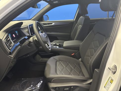 New 2026 Volkswagen Atlas Cross Sport SE image 12