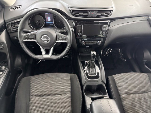 Used 2020 Nissan Rogue Sport SV AWD/4WD image 25