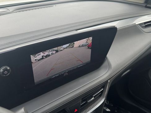 Used 2025 Buick Encore GX Preferred image 17