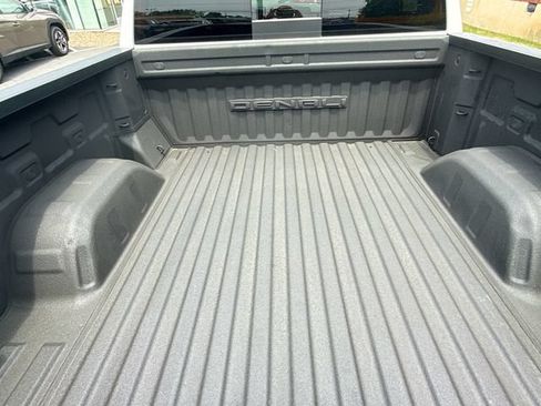 Used 2019 GMC Sierra 1500 Denali w/ Technology Package AWD/4WD image 27