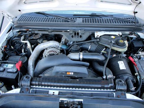 Used 2005 Ford F250 XL image 23