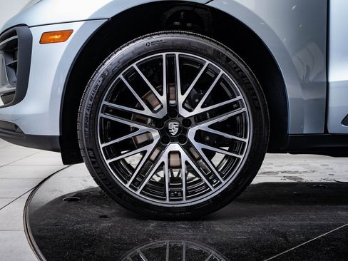 New 2026 Porsche Macan Turbo image 12