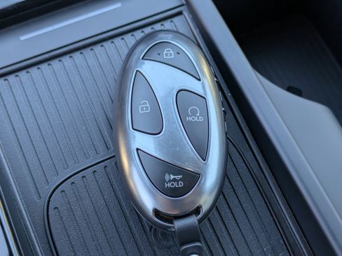 New 2026 Hyundai Tucson Limited image 32