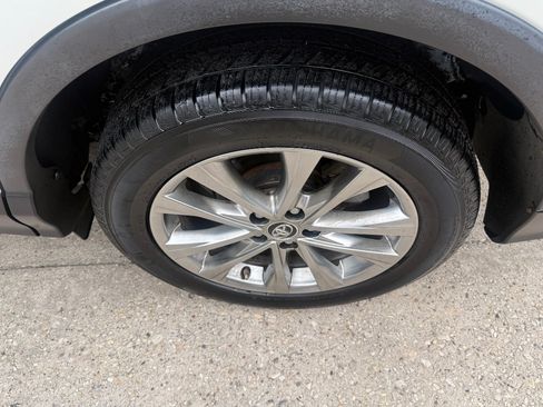 Used 2016 Toyota RAV4 Limited w/ Advanced Technology Package FWD image 10