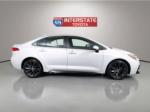 Certified 2023 Toyota Corolla SE w/ Carpet Mat Package (TMS) FWD image 8