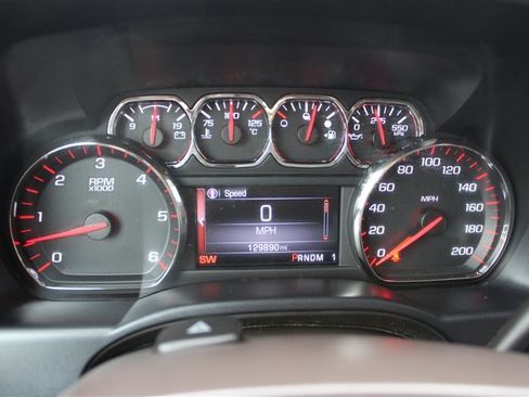 Used 2016 GMC Sierra 2500 SLT w/ Driver Alert Package AWD/4WD image 26