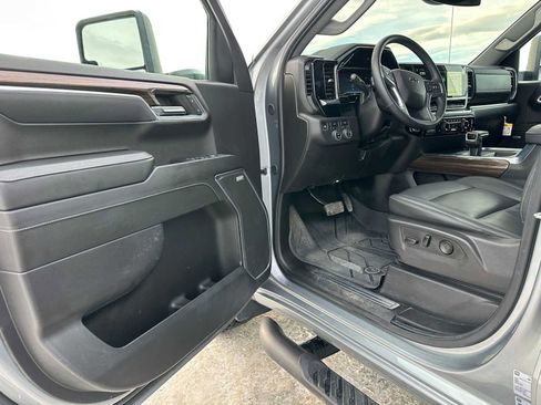 Certified 2024 Chevrolet Silverado 1500 RST w/ Redline Edition image 19