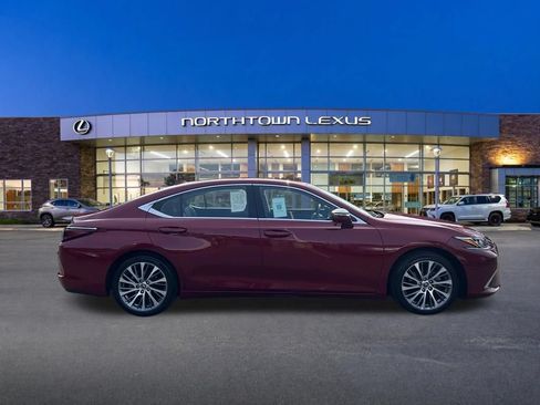 Used 2019 Lexus ES 350 w/ Premium Package FWD image 23